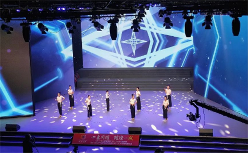 大型廣告成都戶外全彩屏該怎么選購(gòu)?